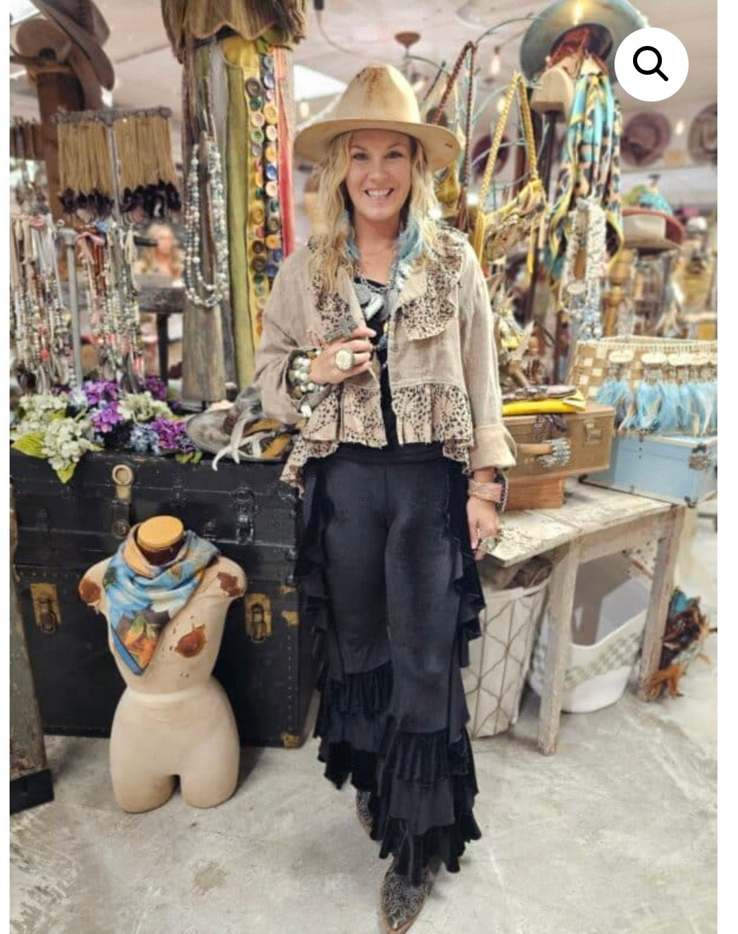 A Rare Bird Velvet Ruffle Pant small