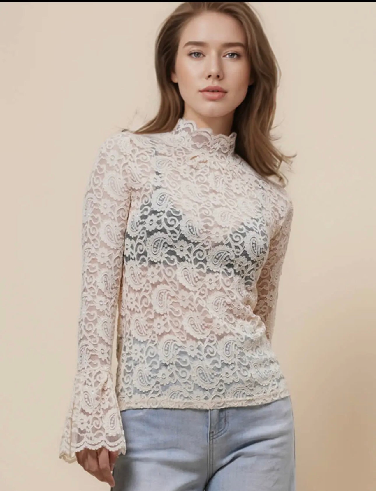 Lace bell sleeve top white M