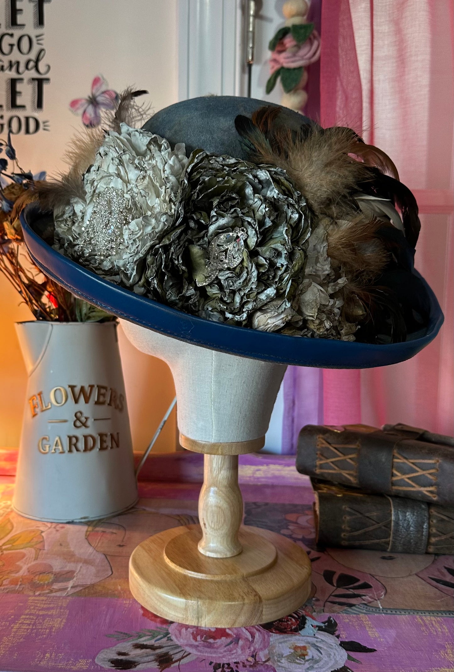 A Rare Bird Glimmer Hat Dark Blue