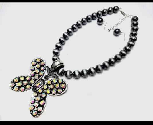Cowboy Pearl Butterfly Bling necklace set